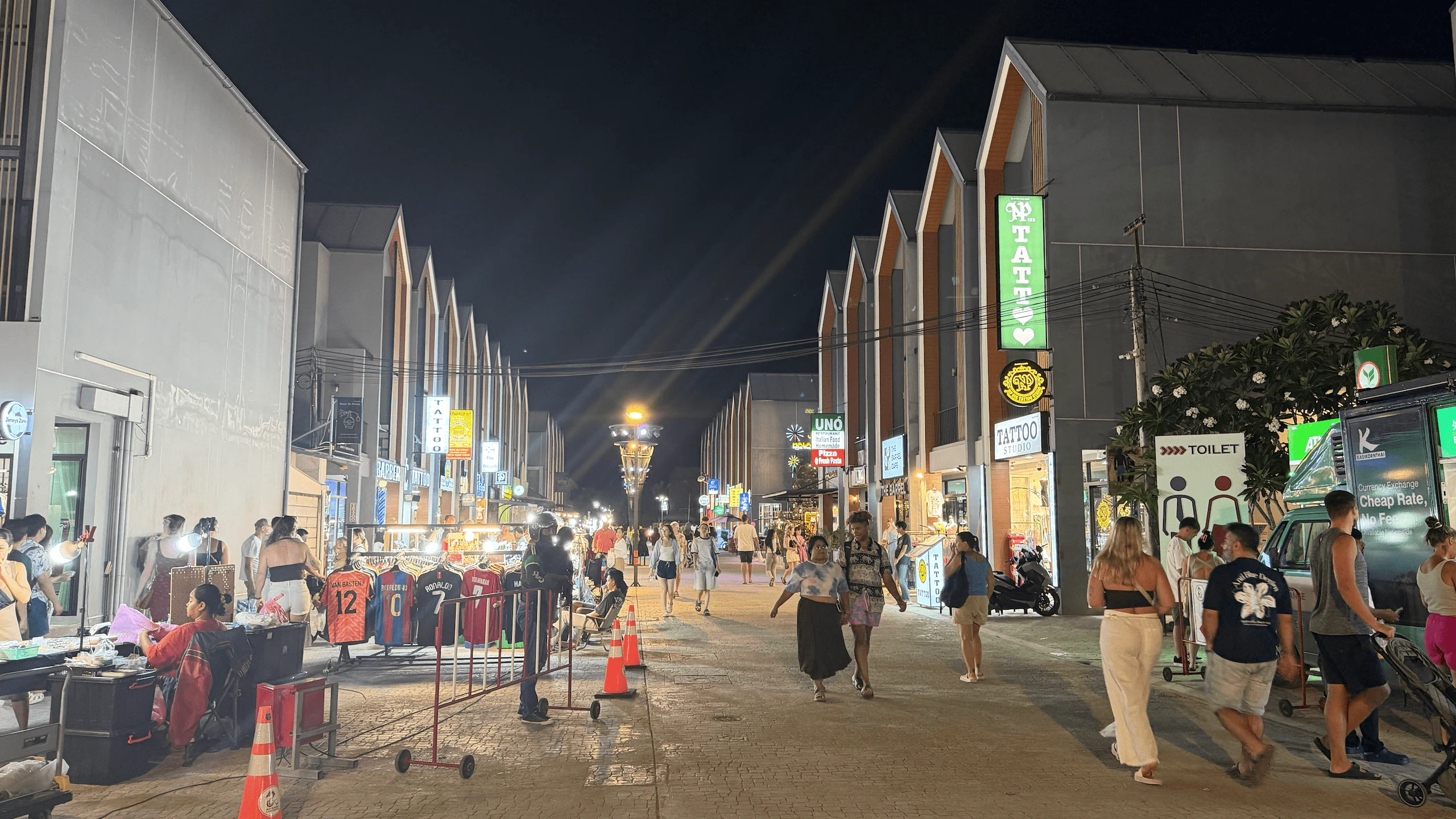 Landmark Nicht Market