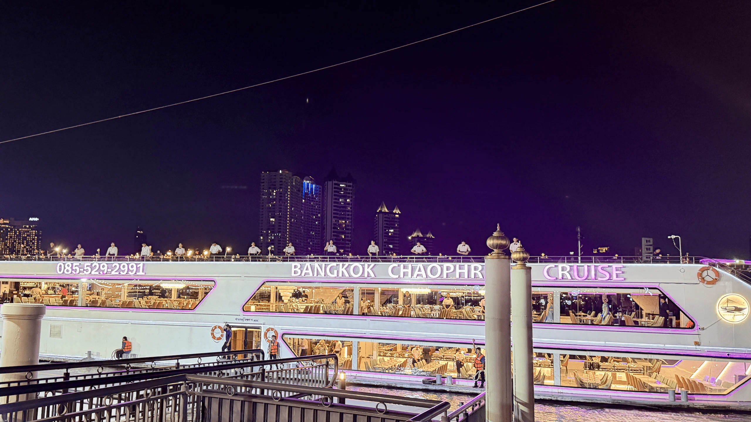 Kolacja na Bangkok Chaopraya Cruise