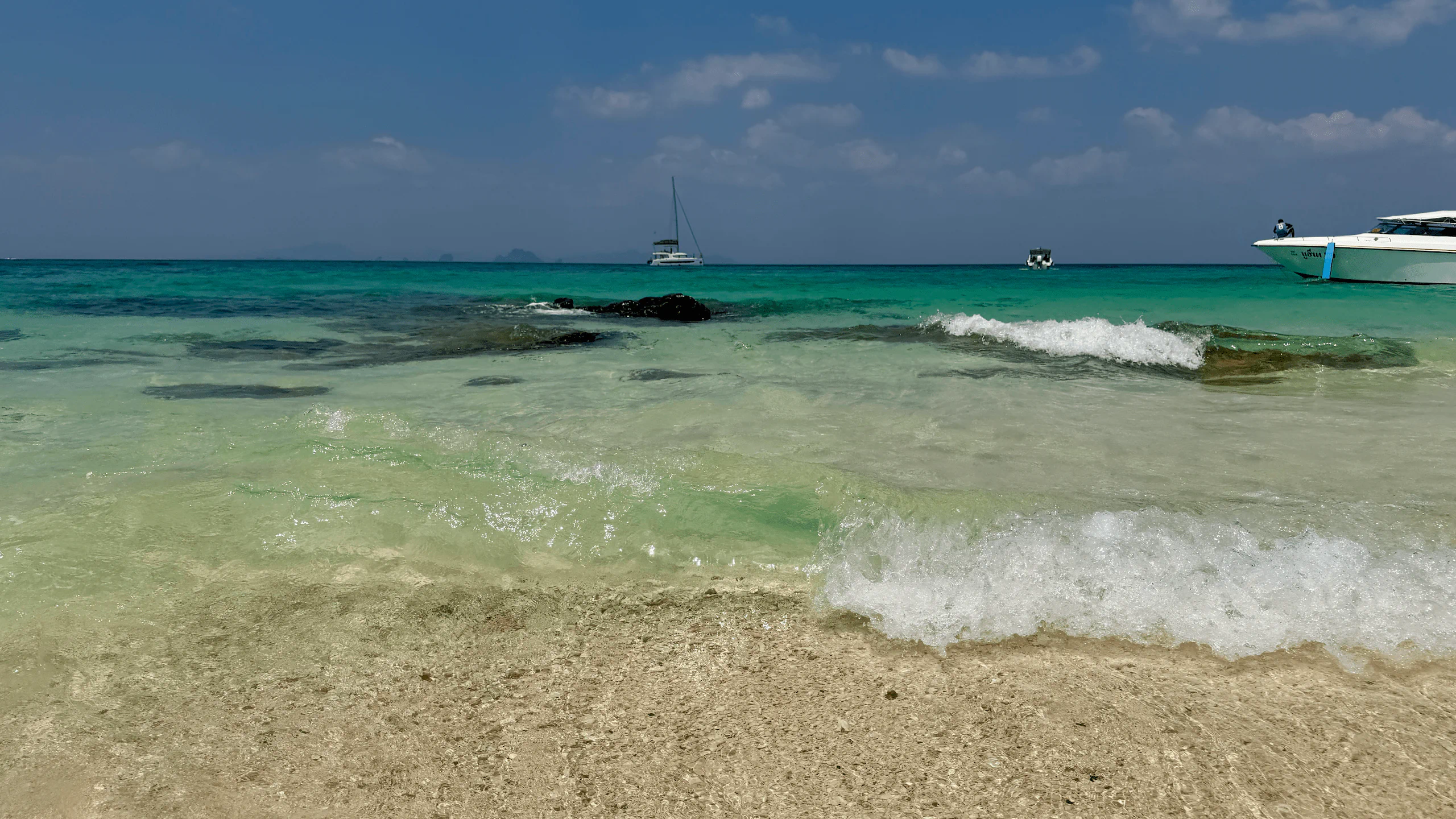 Phi Phi – Bamboo Island