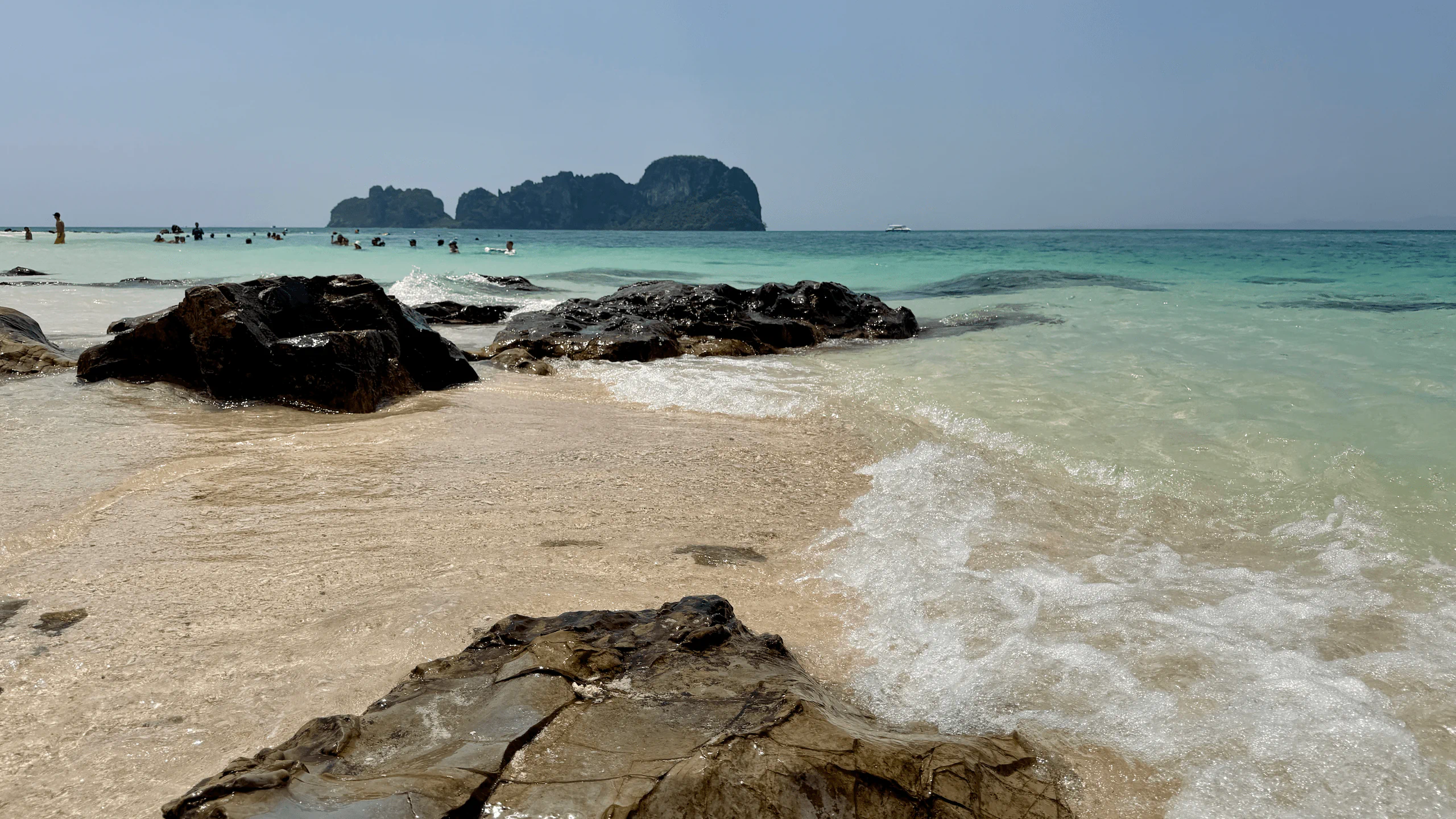 Phi Phi – Bamboo Island